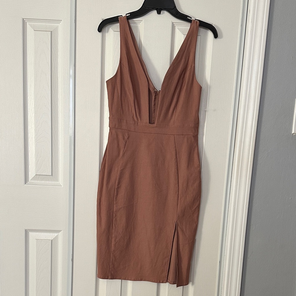 Charlotte Russe Tan Sleeveless Midi Dress